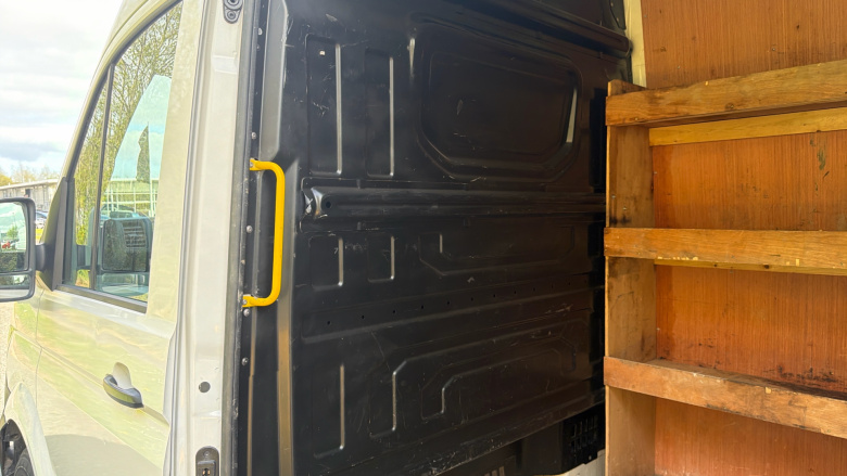 Volkswagen Crafter Cr35 Mwb Diesel 2.0 TDI 102PS Startline High Roof Van